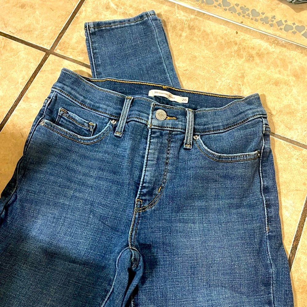 LEVI’S JEANS - Picture 3 of 7